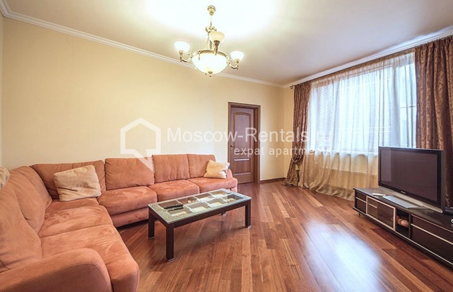 Photo #1 4-room (3 BR) apartment for <a href="http://moscow-rentals.ru/en/articles/long-term-rent" target="_blank">a long-term</a> rent
 in Russia, Moscow, Shabolovka str, 23