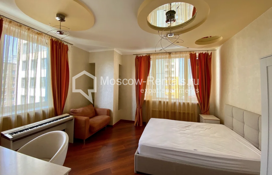 Photo #12 4-room (3 BR) apartment for <a href="http://moscow-rentals.ru/en/articles/long-term-rent" target="_blank">a long-term</a> rent
 in Russia, Moscow, Shabolovka str, 23к1