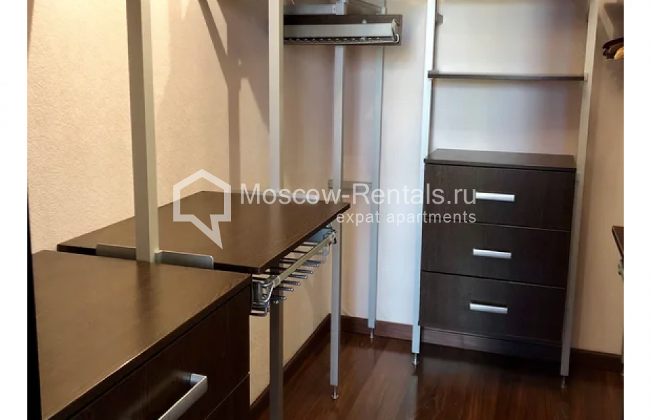 Photo #22 4-room (3 BR) apartment for <a href="http://moscow-rentals.ru/en/articles/long-term-rent" target="_blank">a long-term</a> rent
 in Russia, Moscow, Shabolovka str, 23к1