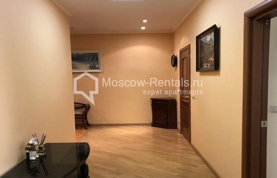 Photo #22 3-room (2 BR) apartment for <a href="http://moscow-rentals.ru/en/articles/long-term-rent" target="_blank">a long-term</a> rent
 in Russia, Moscow, Shabolovka str, 23к2