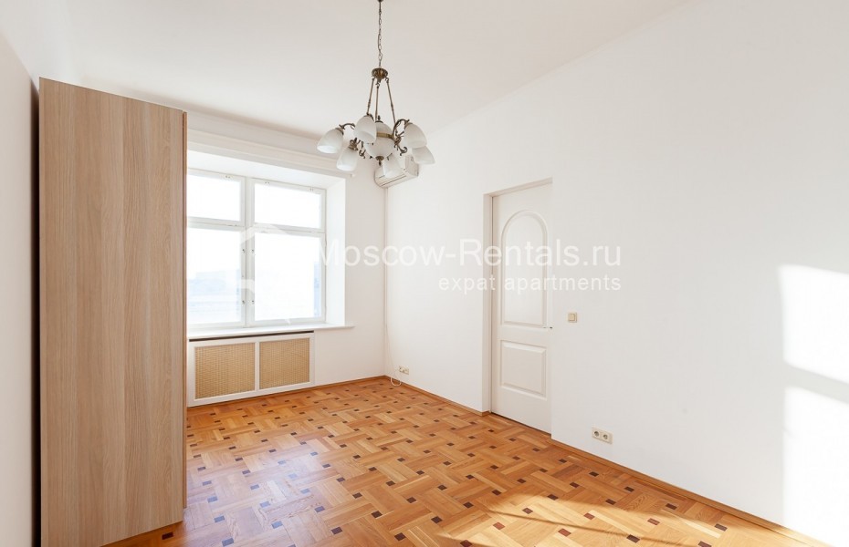 Photo #5 6-room (5 BR) apartment for <a href="http://moscow-rentals.ru/en/articles/long-term-rent" target="_blank">a long-term</a> rent
 in Russia, Moscow, Myasnitskaya str, 24