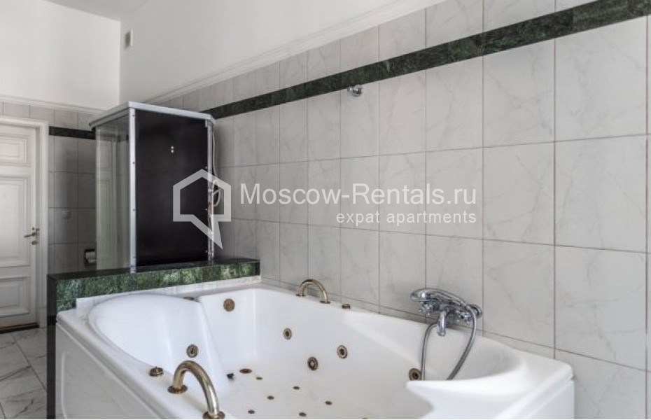 Photo #17 4-room (3 BR) apartment for <a href="http://moscow-rentals.ru/en/articles/long-term-rent" target="_blank">a long-term</a> rent
 in Russia, Moscow, Sretensky blv, 6/1С2