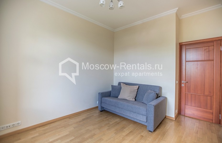 Photo #19 4-room (3 BR) apartment for <a href="http://moscow-rentals.ru/en/articles/long-term-rent" target="_blank">a long-term</a> rent
 in Russia, Moscow, Bolshoi Golovin lane, 2