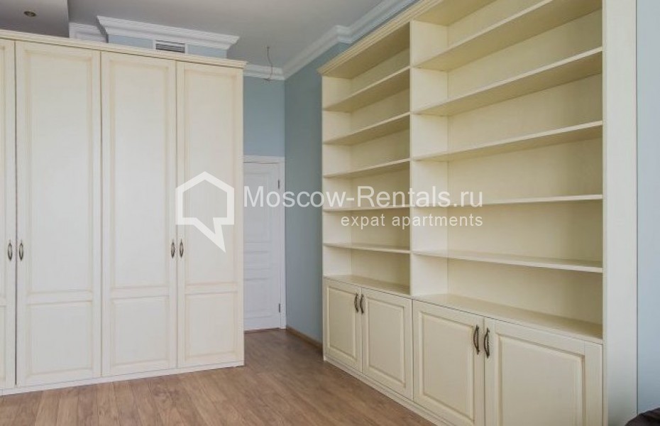 Photo #12 3-room (2 BR) apartment for <a href="http://moscow-rentals.ru/en/articles/long-term-rent" target="_blank">a long-term</a> rent
 in Russia, Moscow, Profsoyuznaya str, 64к2