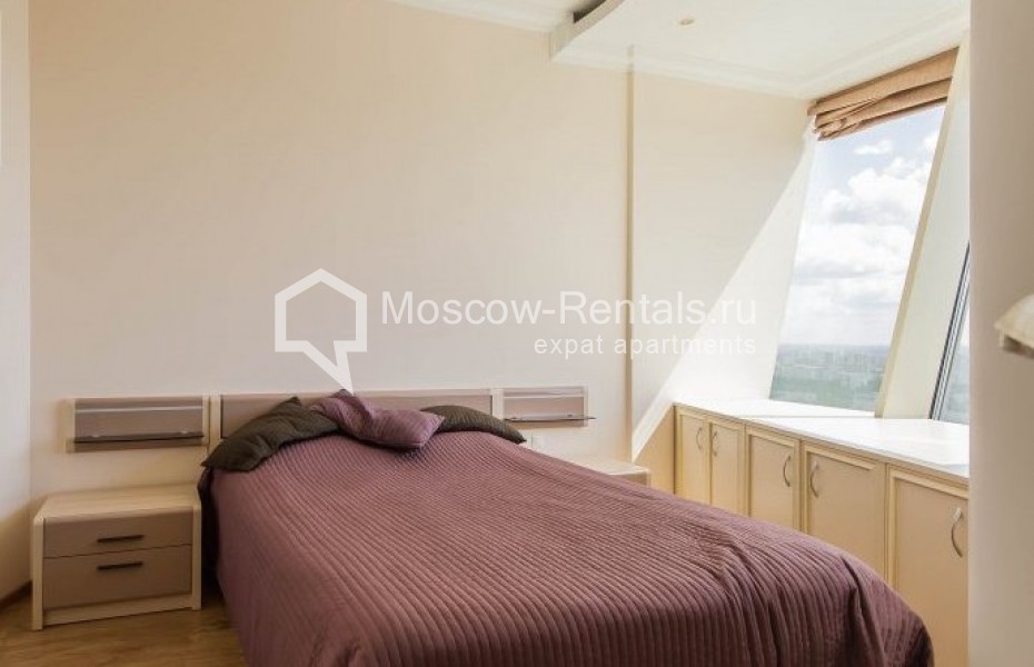 Photo #10 3-room (2 BR) apartment for <a href="http://moscow-rentals.ru/en/articles/long-term-rent" target="_blank">a long-term</a> rent
 in Russia, Moscow, Profsoyuznaya str, 64к2