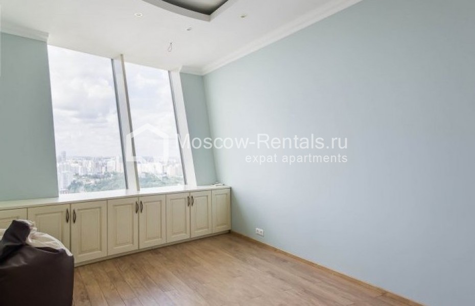 Photo #13 3-room (2 BR) apartment for <a href="http://moscow-rentals.ru/en/articles/long-term-rent" target="_blank">a long-term</a> rent
 in Russia, Moscow, Profsoyuznaya str, 64к2