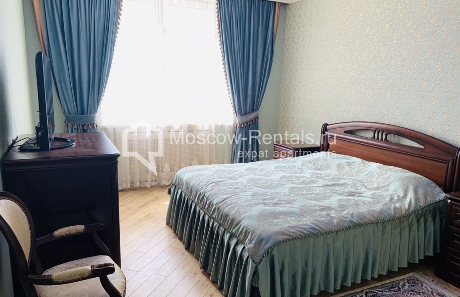 Photo #10 3-room (2 BR) apartment for <a href="http://moscow-rentals.ru/en/articles/long-term-rent" target="_blank">a long-term</a> rent
 in Russia, Moscow, Garibaldy str, 6к/1