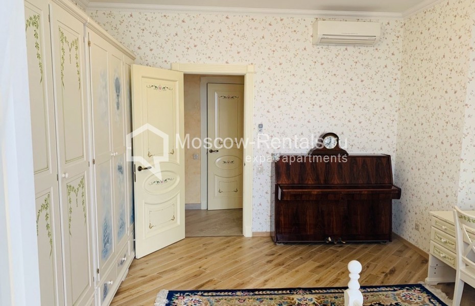 Photo #15 3-room (2 BR) apartment for <a href="http://moscow-rentals.ru/en/articles/long-term-rent" target="_blank">a long-term</a> rent
 in Russia, Moscow, Garibaldy str, 6к/1
