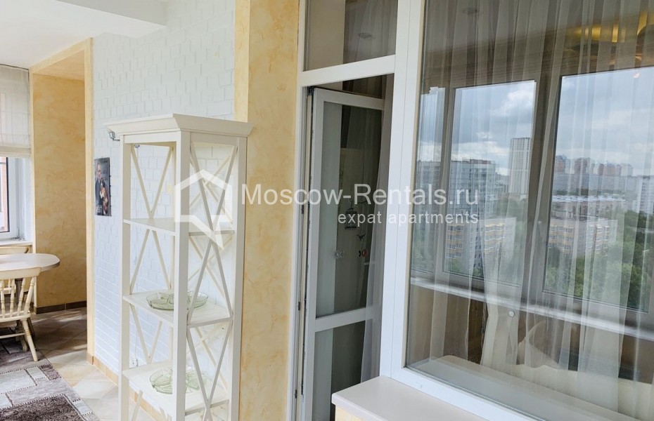 Photo #6 3-room (2 BR) apartment for <a href="http://moscow-rentals.ru/en/articles/long-term-rent" target="_blank">a long-term</a> rent
 in Russia, Moscow, Garibaldy str, 6к/1