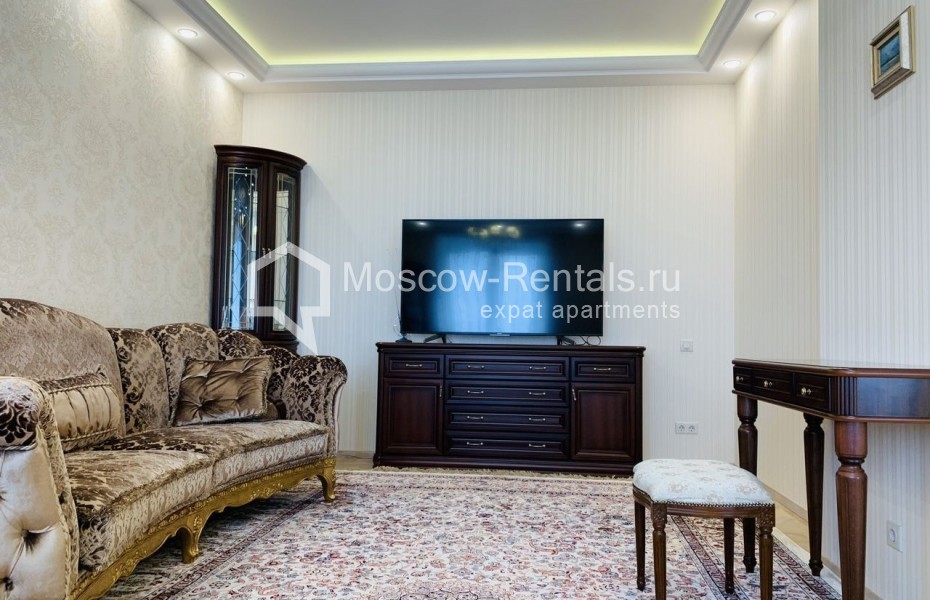Photo #9 3-room (2 BR) apartment for <a href="http://moscow-rentals.ru/en/articles/long-term-rent" target="_blank">a long-term</a> rent
 in Russia, Moscow, Garibaldy str, 6к/1