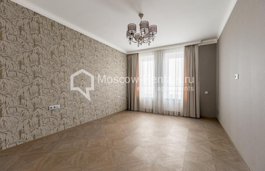 Photo #10 4-room (3 BR) apartment for <a href="http://moscow-rentals.ru/en/articles/long-term-rent" target="_blank">a long-term</a> rent
 in Russia, Moscow, Akademika Pilugina str, 95 B