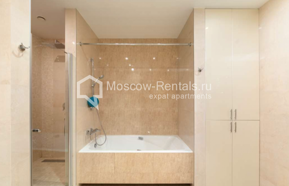 Photo #9 4-room (3 BR) apartment for <a href="http://moscow-rentals.ru/en/articles/long-term-rent" target="_blank">a long-term</a> rent
 in Russia, Moscow, Furmannyi lane, 8c2