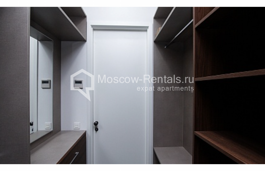 Photo #15 4-room (3 BR) apartment for <a href="http://moscow-rentals.ru/en/articles/long-term-rent" target="_blank">a long-term</a> rent
 in Russia, Moscow, Vernadskogo prosp, 94к5