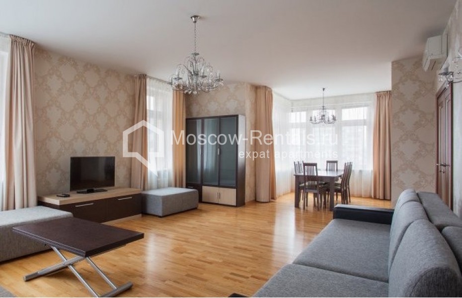 Photo #1 5-room (4 BR) apartment for <a href="http://moscow-rentals.ru/en/articles/long-term-rent" target="_blank">a long-term</a> rent
 in Russia, Moscow, Leninskyi prosp, 114