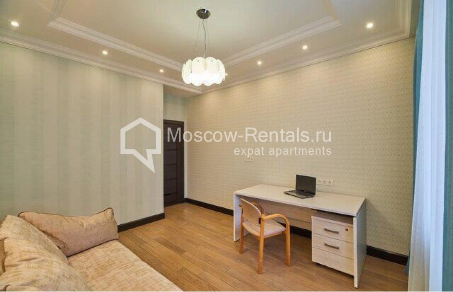 Photo #12 5-room (4 BR) apartment for <a href="http://moscow-rentals.ru/en/articles/long-term-rent" target="_blank">a long-term</a> rent
 in Russia, Moscow, Stoletova str, 19