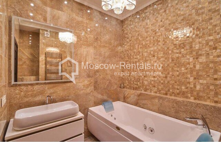 Photo #15 5-room (4 BR) apartment for <a href="http://moscow-rentals.ru/en/articles/long-term-rent" target="_blank">a long-term</a> rent
 in Russia, Moscow, Stoletova str, 19