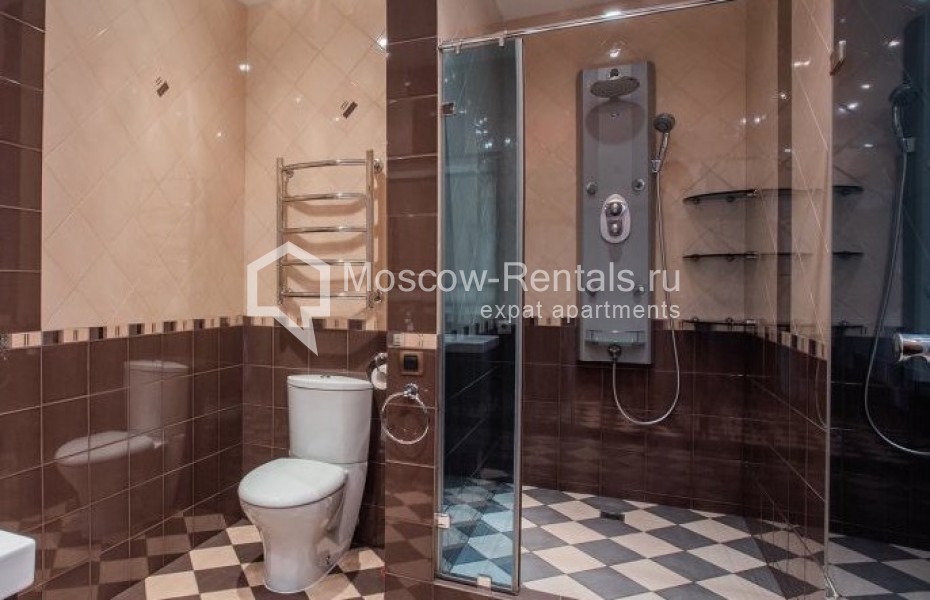 Photo #11 4-room (3 BR) apartment for <a href="http://moscow-rentals.ru/en/articles/long-term-rent" target="_blank">a long-term</a> rent
 in Russia, Moscow, Strastnoi blv., 10к1