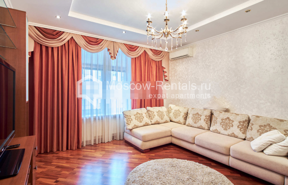 Photo #2 3-room (2 BR) apartment for <a href="http://moscow-rentals.ru/en/articles/long-term-rent" target="_blank">a long-term</a> rent
 in Russia, Moscow, Raevskogo str, 3
