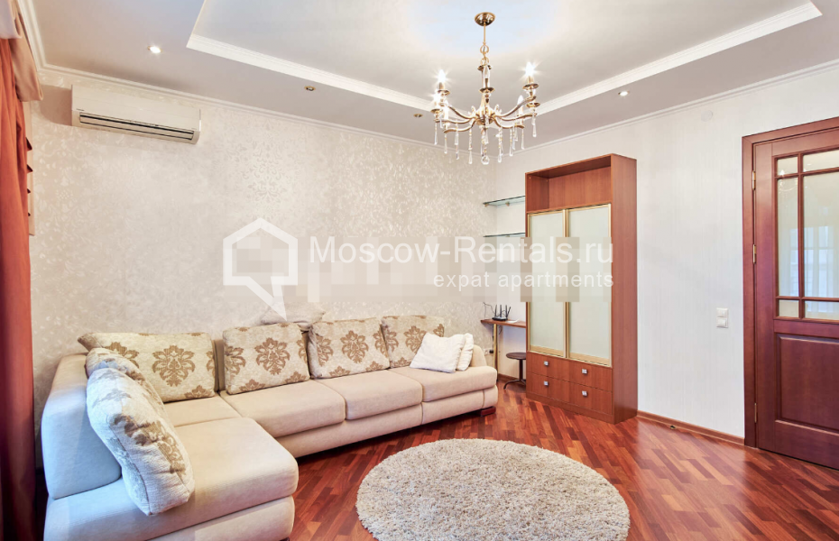 Photo #3 3-room (2 BR) apartment for <a href="http://moscow-rentals.ru/en/articles/long-term-rent" target="_blank">a long-term</a> rent
 in Russia, Moscow, Raevskogo str, 3