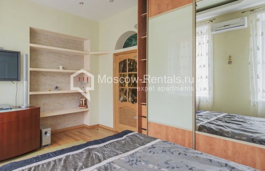 Photo #3 3-room (2 BR) apartment for <a href="http://moscow-rentals.ru/en/articles/long-term-rent" target="_blank">a long-term</a> rent
 in Russia, Moscow, 4th Tverskaya-Yamskaya str, 8/9