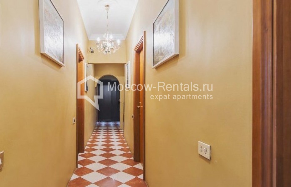 Photo #10 3-room (2 BR) apartment for <a href="http://moscow-rentals.ru/en/articles/long-term-rent" target="_blank">a long-term</a> rent
 in Russia, Moscow, Smolenskaya-Sennaya sq, 23/25