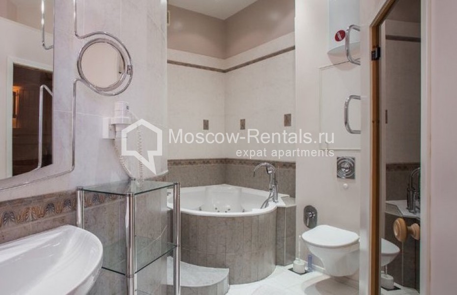 Photo #13 3-room (2 BR) apartment for <a href="http://moscow-rentals.ru/en/articles/long-term-rent" target="_blank">a long-term</a> rent
 in Russia, Moscow, Tverskaya str, 27С1
