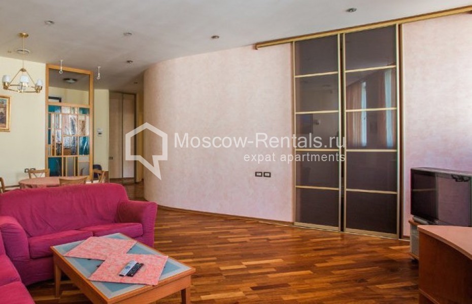 Photo #5 3-room (2 BR) apartment for <a href="http://moscow-rentals.ru/en/articles/long-term-rent" target="_blank">a long-term</a> rent
 in Russia, Moscow, Tverskaya str, 27С1