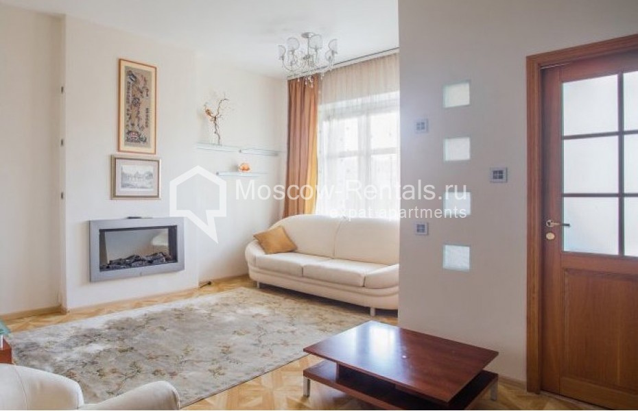 Photo #1 3-room (2 BR) apartment for <a href="http://moscow-rentals.ru/en/articles/long-term-rent" target="_blank">a long-term</a> rent
 in Russia, Moscow, Malaya Bronnaya str, 13