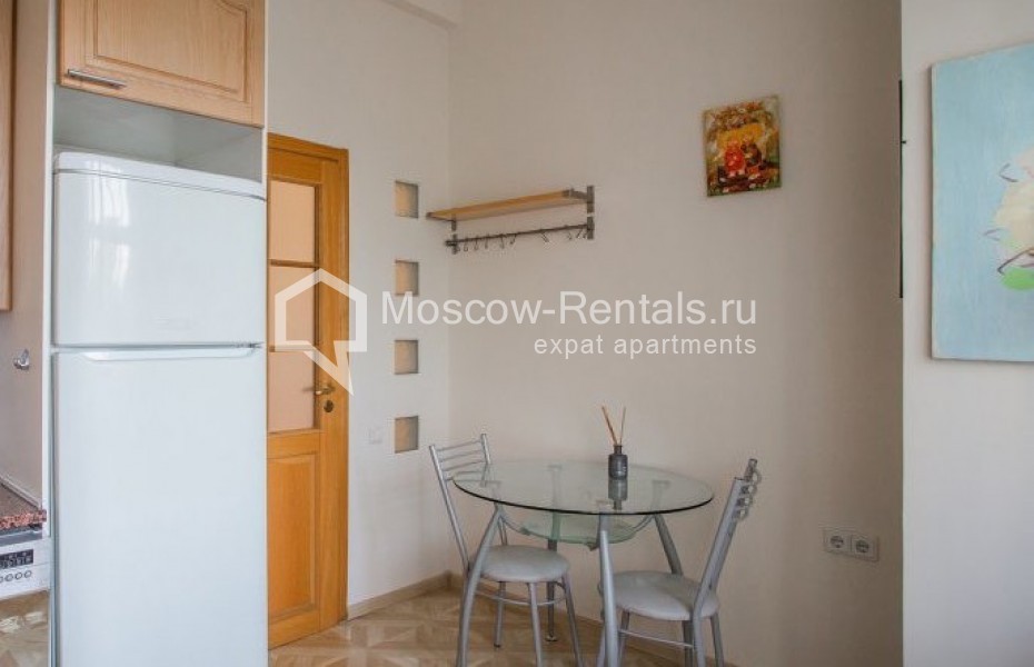 Photo #5 3-room (2 BR) apartment for <a href="http://moscow-rentals.ru/en/articles/long-term-rent" target="_blank">a long-term</a> rent
 in Russia, Moscow, Malaya Bronnaya str, 13