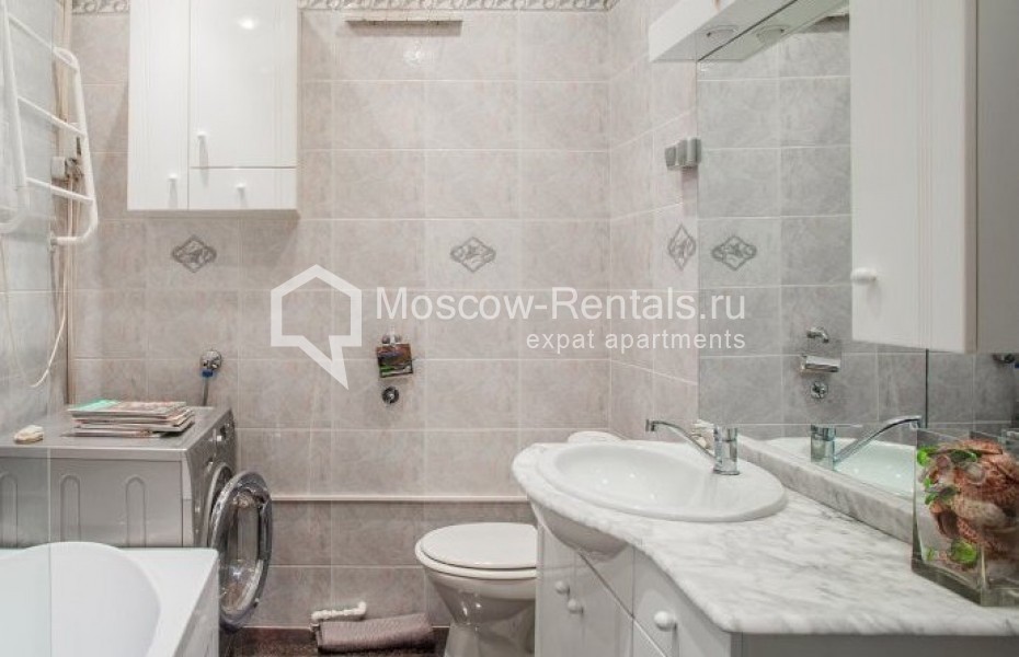 Photo #11 3-room (2 BR) apartment for <a href="http://moscow-rentals.ru/en/articles/long-term-rent" target="_blank">a long-term</a> rent
 in Russia, Moscow, Malaya Bronnaya str, 13