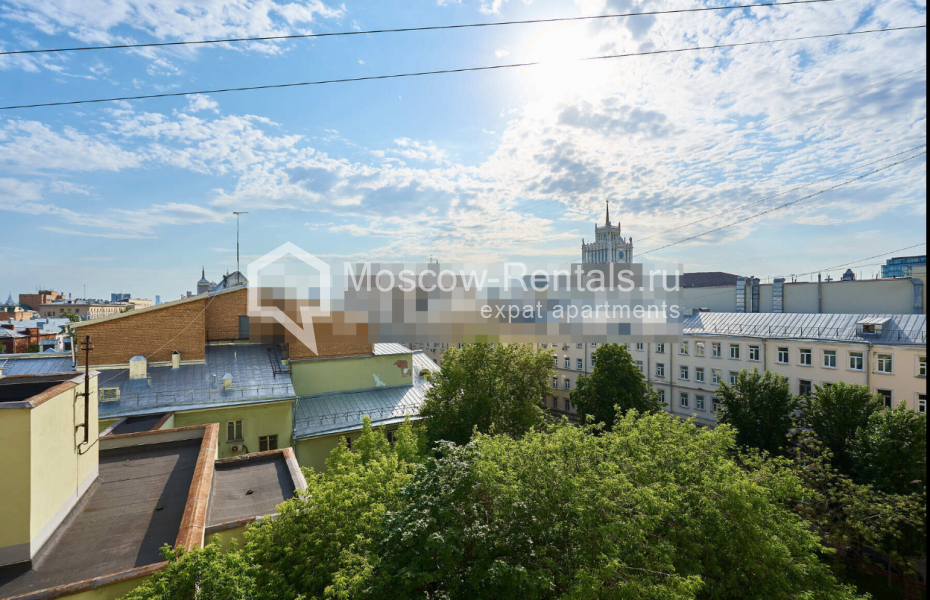 Photo #11 3-room (2 BR) apartment for <a href="http://moscow-rentals.ru/en/articles/long-term-rent" target="_blank">a long-term</a> rent
 in Russia, Moscow, Tverskaya str, 27С2