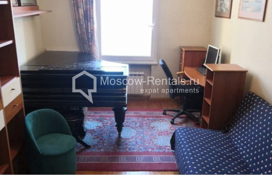Photo #9 3-room (2 BR) apartment for <a href="http://moscow-rentals.ru/en/articles/long-term-rent" target="_blank">a long-term</a> rent
 in Russia, Moscow, Nikitskyi blv, 7Б