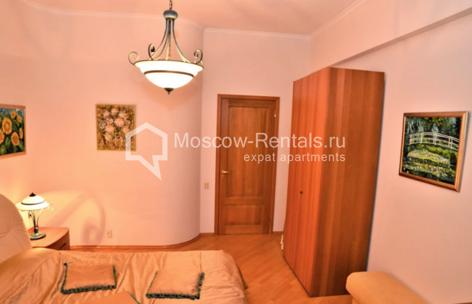 Photo #10 3-room (2 BR) apartment for <a href="http://moscow-rentals.ru/en/articles/long-term-rent" target="_blank">a long-term</a> rent
 in Russia, Moscow, Oruzheinyi lane, 25С1а