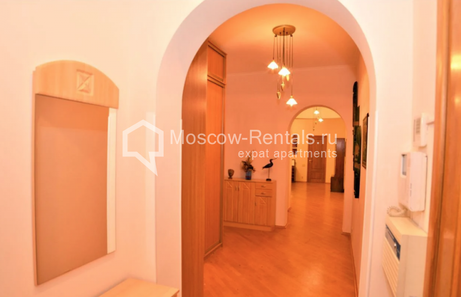 Photo #15 3-room (2 BR) apartment for <a href="http://moscow-rentals.ru/en/articles/long-term-rent" target="_blank">a long-term</a> rent
 in Russia, Moscow, Oruzheinyi lane, 25С1а