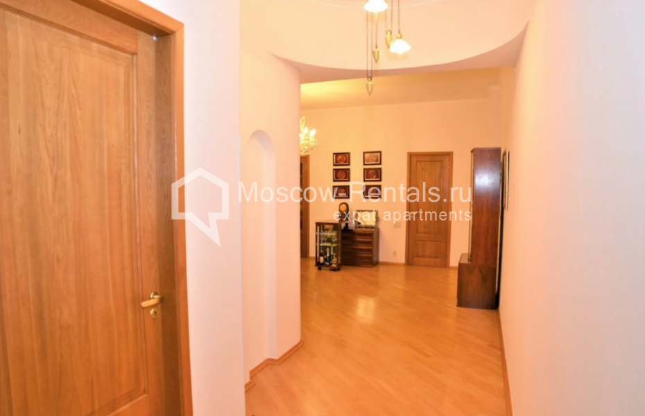 Photo #16 3-room (2 BR) apartment for <a href="http://moscow-rentals.ru/en/articles/long-term-rent" target="_blank">a long-term</a> rent
 in Russia, Moscow, Oruzheinyi lane, 25С1а