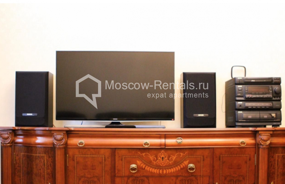 Photo #2 3-room (2 BR) apartment for <a href="http://moscow-rentals.ru/en/articles/long-term-rent" target="_blank">a long-term</a> rent
 in Russia, Moscow, Tverskaya str, 8к1