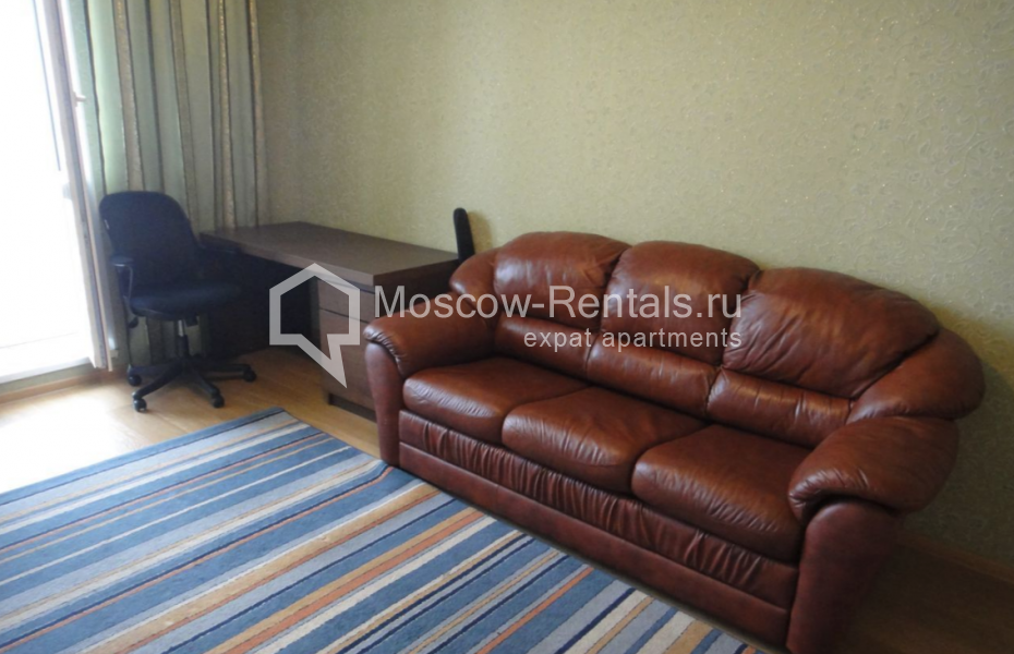 Photo #9 3-room (2 BR) apartment for <a href="http://moscow-rentals.ru/en/articles/long-term-rent" target="_blank">a long-term</a> rent
 in Russia, Moscow, prosp. Vernadskogo str, 105к4
