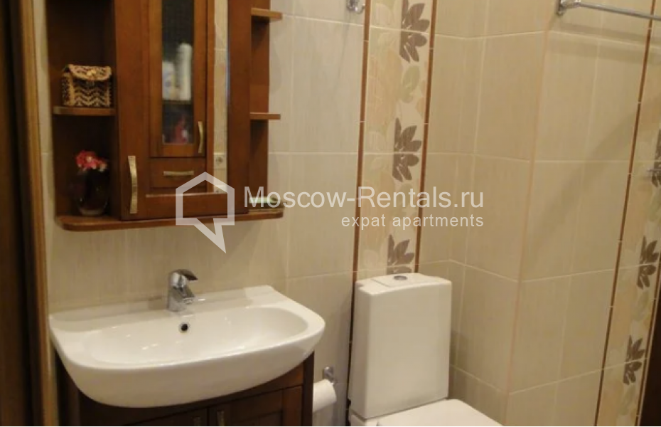 Photo #15 3-room (2 BR) apartment for <a href="http://moscow-rentals.ru/en/articles/long-term-rent" target="_blank">a long-term</a> rent
 in Russia, Moscow, prosp. Vernadskogo str, 105к4