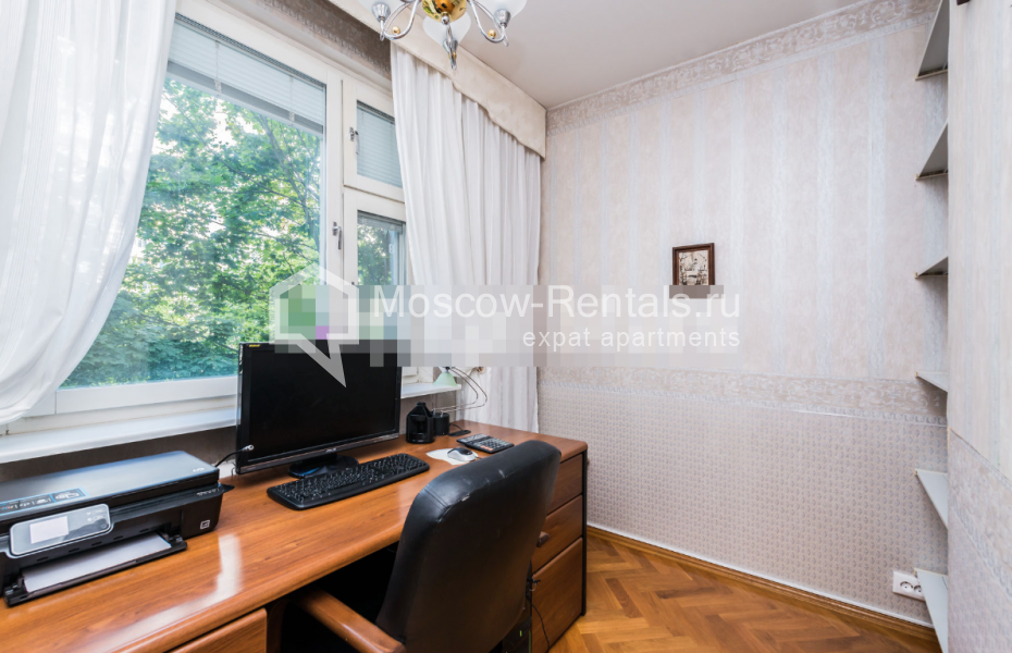 Photo #9 4-room (3 BR) apartment for <a href="http://moscow-rentals.ru/en/articles/long-term-rent" target="_blank">a long-term</a> rent
 in Russia, Moscow, Osennyi blv, 12К10