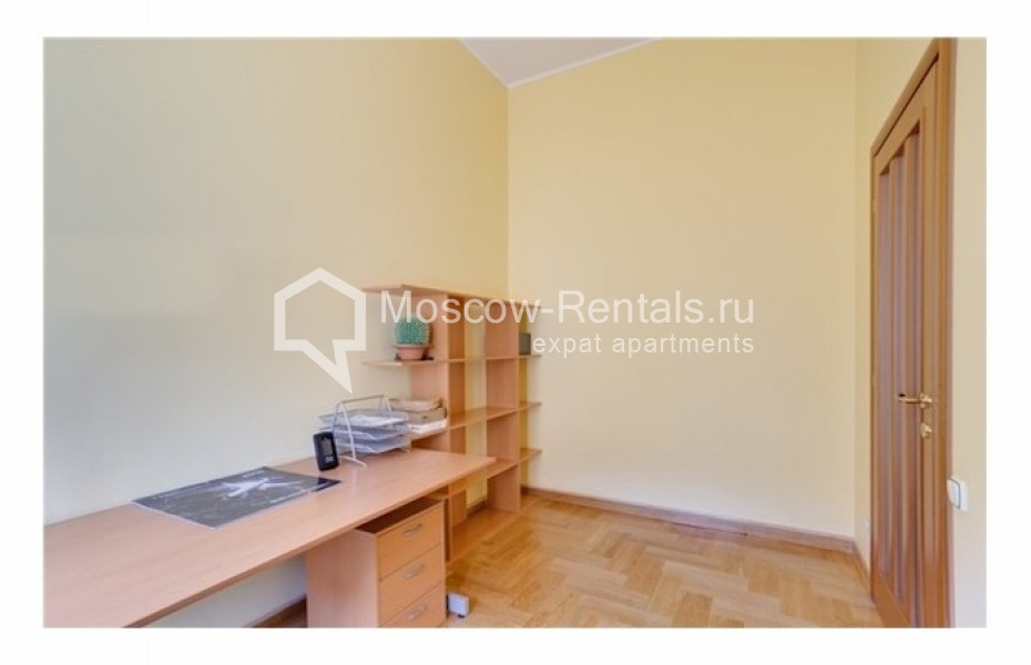 Photo #10 3-room (2 BR) apartment for <a href="http://moscow-rentals.ru/en/articles/long-term-rent" target="_blank">a long-term</a> rent
 in Russia, Moscow, Tverskaya str, 12С8