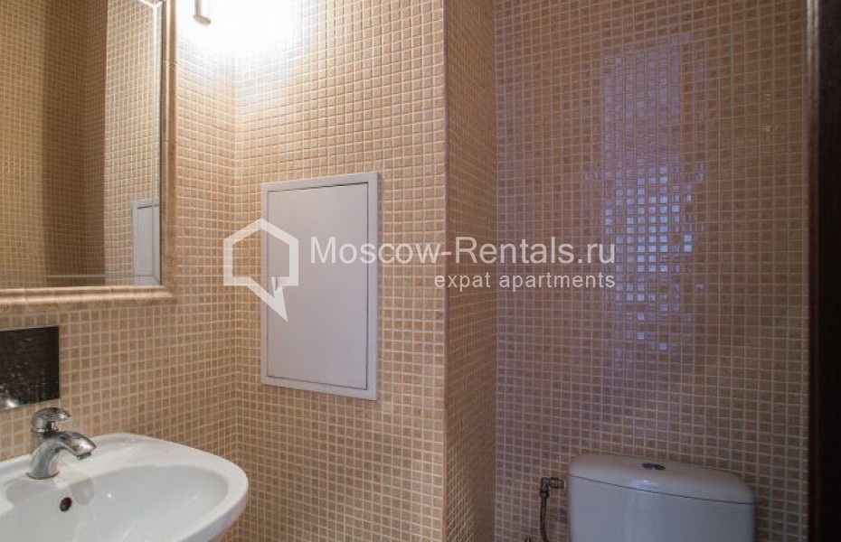 Photo #10 3-room (2 BR) apartment for <a href="http://moscow-rentals.ru/en/articles/long-term-rent" target="_blank">a long-term</a> rent
 in Russia, Moscow, Samotechnaya str, 5