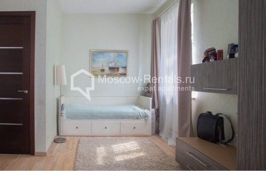 Photo #7 3-room (2 BR) apartment for <a href="http://moscow-rentals.ru/en/articles/long-term-rent" target="_blank">a long-term</a> rent
 in Russia, Moscow, Samotechnaya str, 5