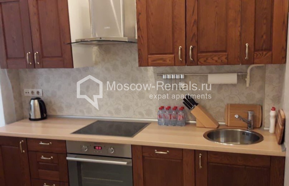 Photo #3 3-room (2 BR) apartment for <a href="http://moscow-rentals.ru/en/articles/long-term-rent" target="_blank">a long-term</a> rent
 in Russia, Moscow, Tverskaya str, 17