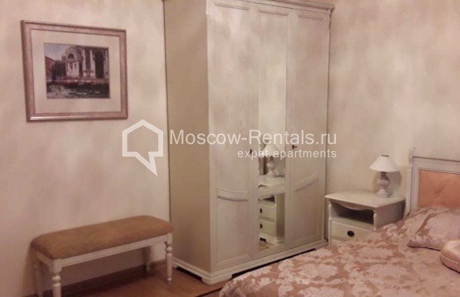 Photo #6 3-room (2 BR) apartment for <a href="http://moscow-rentals.ru/en/articles/long-term-rent" target="_blank">a long-term</a> rent
 in Russia, Moscow, Tverskaya str, 17