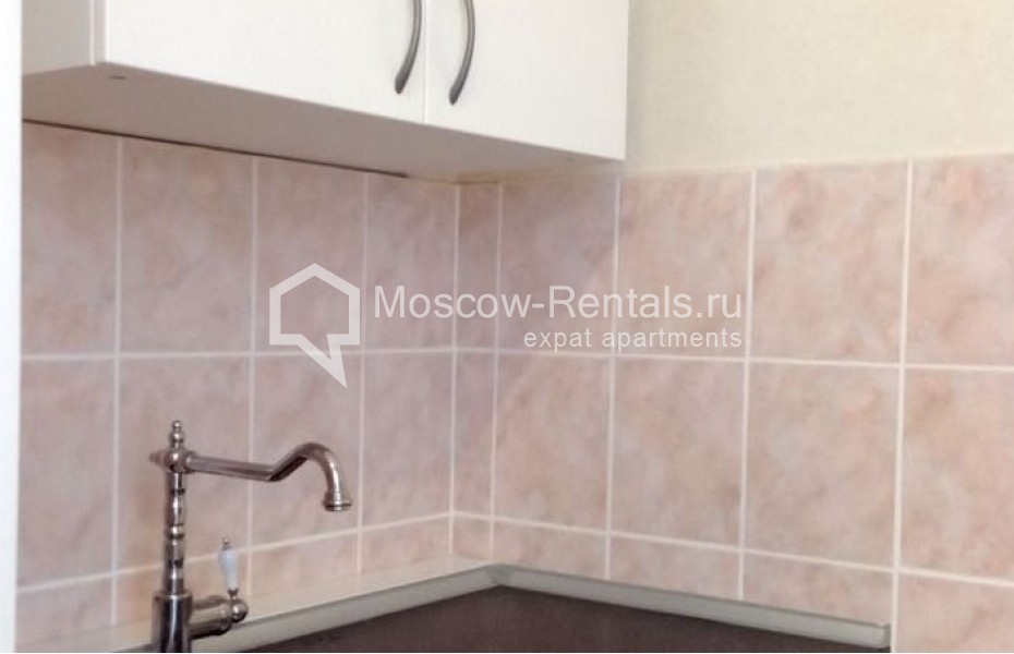 Photo #10 3-room (2 BR) apartment for <a href="http://moscow-rentals.ru/en/articles/long-term-rent" target="_blank">a long-term</a> rent
 in Russia, Moscow, 1st Neopalimovsky lane, 9/15