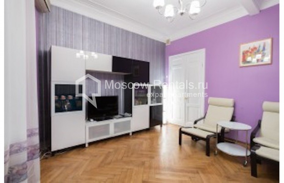 Photo #5 3-room (2 BR) apartment for <a href="http://moscow-rentals.ru/en/articles/long-term-rent" target="_blank">a long-term</a> rent
 in Russia, Moscow, 1st Neopalimovsky lane, 9/15