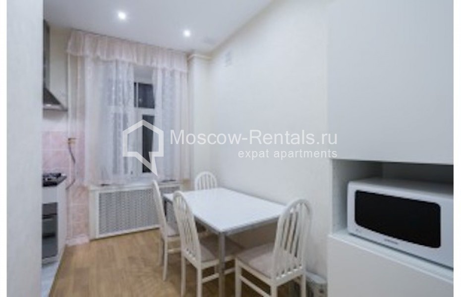 Photo #12 3-room (2 BR) apartment for <a href="http://moscow-rentals.ru/en/articles/long-term-rent" target="_blank">a long-term</a> rent
 in Russia, Moscow, 1st Neopalimovsky lane, 9/15