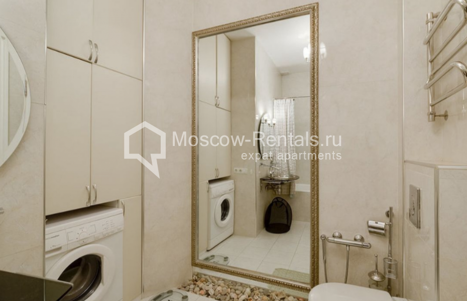 Photo #9 3-room (2 BR) apartment for <a href="http://moscow-rentals.ru/en/articles/long-term-rent" target="_blank">a long-term</a> rent
 in Russia, Moscow, Zvonarskyi lane, 1