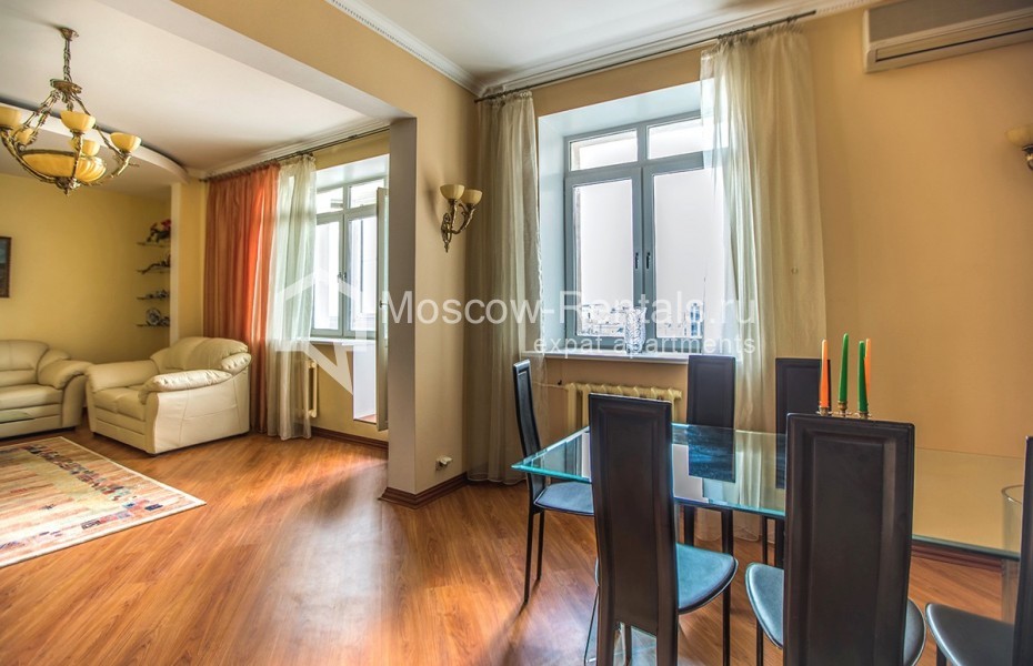 Photo #2 3-room (2 BR) apartment for <a href="http://moscow-rentals.ru/en/articles/long-term-rent" target="_blank">a long-term</a> rent
 in Russia, Moscow, Gilyarovskogo str, 4К1