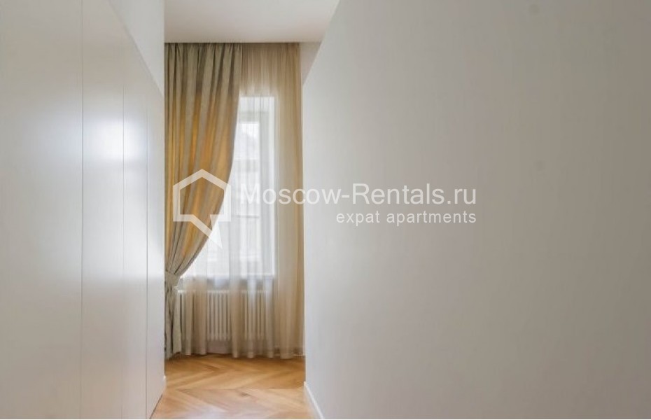 Photo #9 3-room (2 BR) apartment for <a href="http://moscow-rentals.ru/en/articles/long-term-rent" target="_blank">a long-term</a> rent
 in Russia, Moscow, Nikolskaya str, 10/2С2